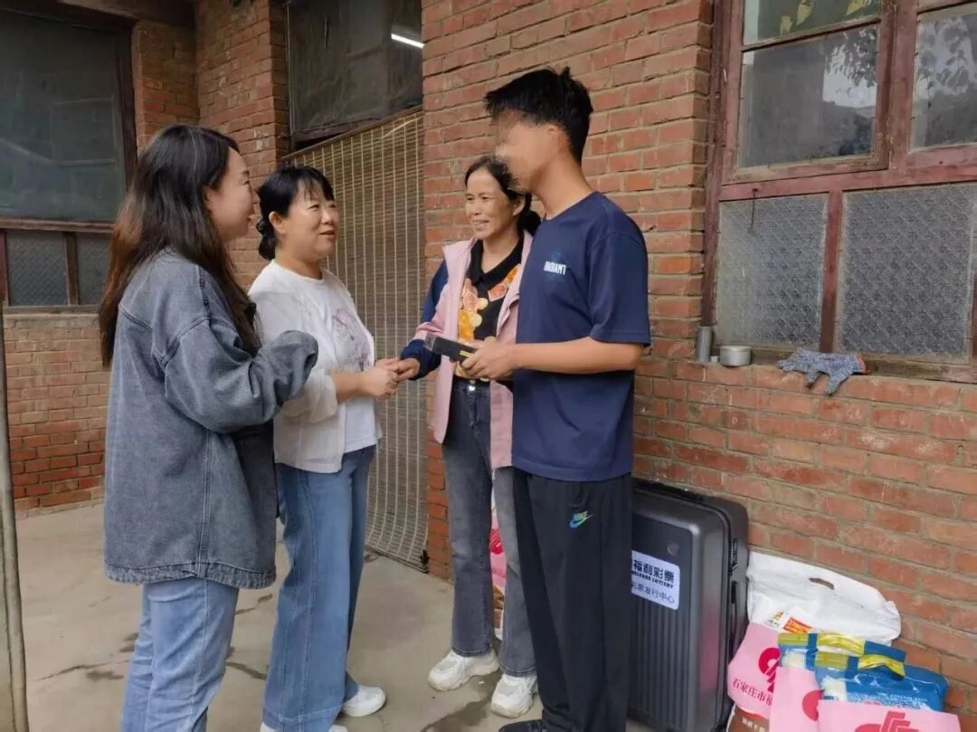 石家庄福彩开展“福彩送温暖·真情暖人心”公益活动